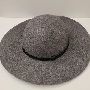 Grey hat